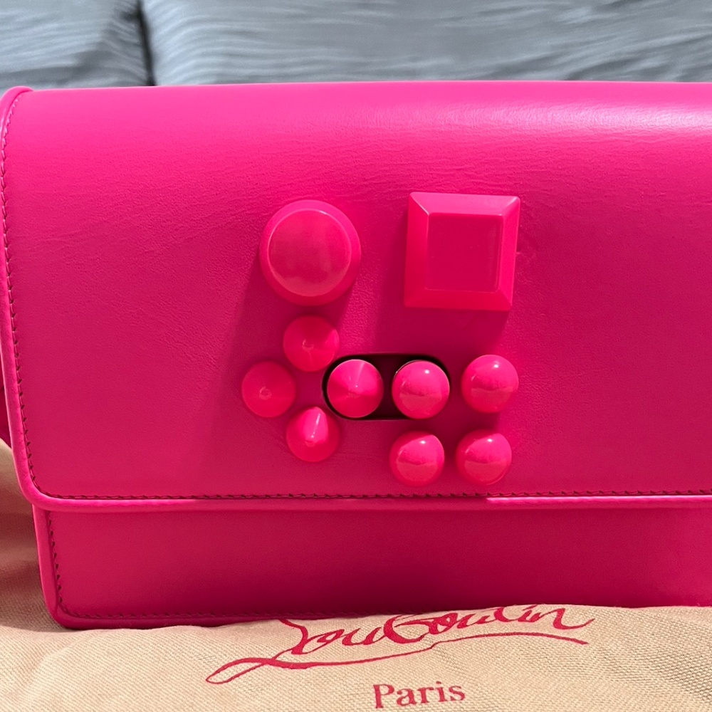 New Authentic CHRISTIAN LOUBOUTIN Carasky Paris Calfskin Crossbody